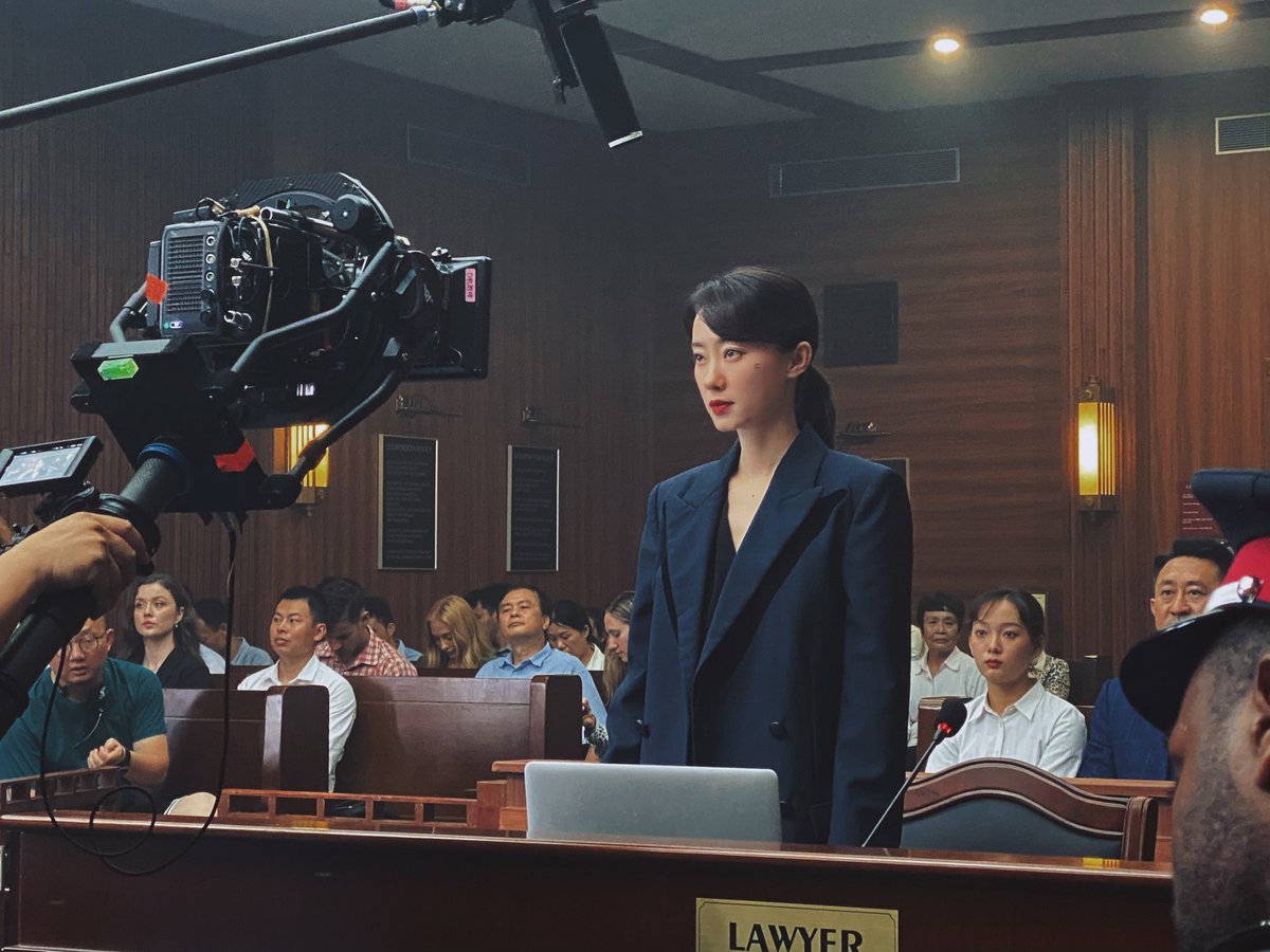 dramapotatoe's tweet photo. #ZhangXiaofei’s team shares behind the scenes snaps for #LastSuspect
More - https://t.co/4g4L5sNFw0 https://t.co/o1m6yEids0