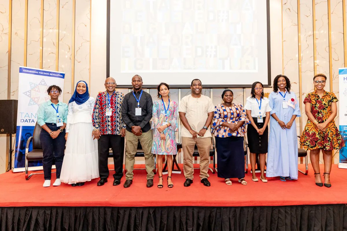 📣 #DataTamasha2023 | Can you feel the joy? We wouldn't be able to have a successful event without all of you who came. From the dLab Team and all our partners we say, asanteni sana kwa kuja.

We look forward to seeing you at #DataTamasha2025 -- July 24 + 25.

#MarkYourCalendars