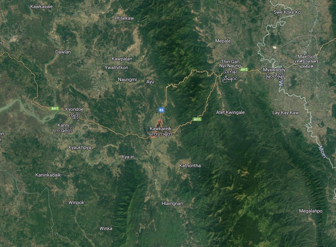 BREAKING: KNLA/PDF coalition forces are attacking the town of Kawkareik today, 1st Dec. 
Kawkareik is a town located on the road of Myawaddy-Yangon trade route and the only major trade route with Thailadn. 
#MyanmarRevolution