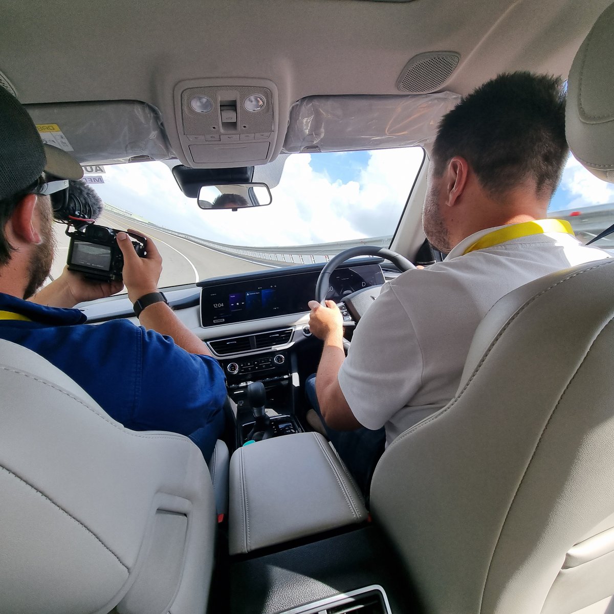 MahindraAus's tweet photo. This week we wrapped up our second press tour of the year at Mahindra SUV Proving Track and Mahindra Research Valley.

We'll be sharing stories from the event next week so follow us so you don't miss out! 

 #MSPT #MahindraSuvProvingTrack #MahindraResearchValley @MahindraGlobal https://t.co/NjifVXj8K3