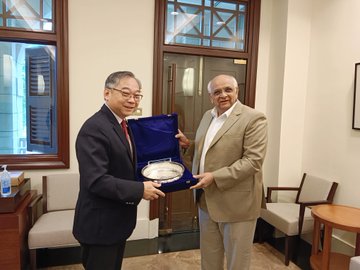 CM's meeting with Industries Minister in Singapore