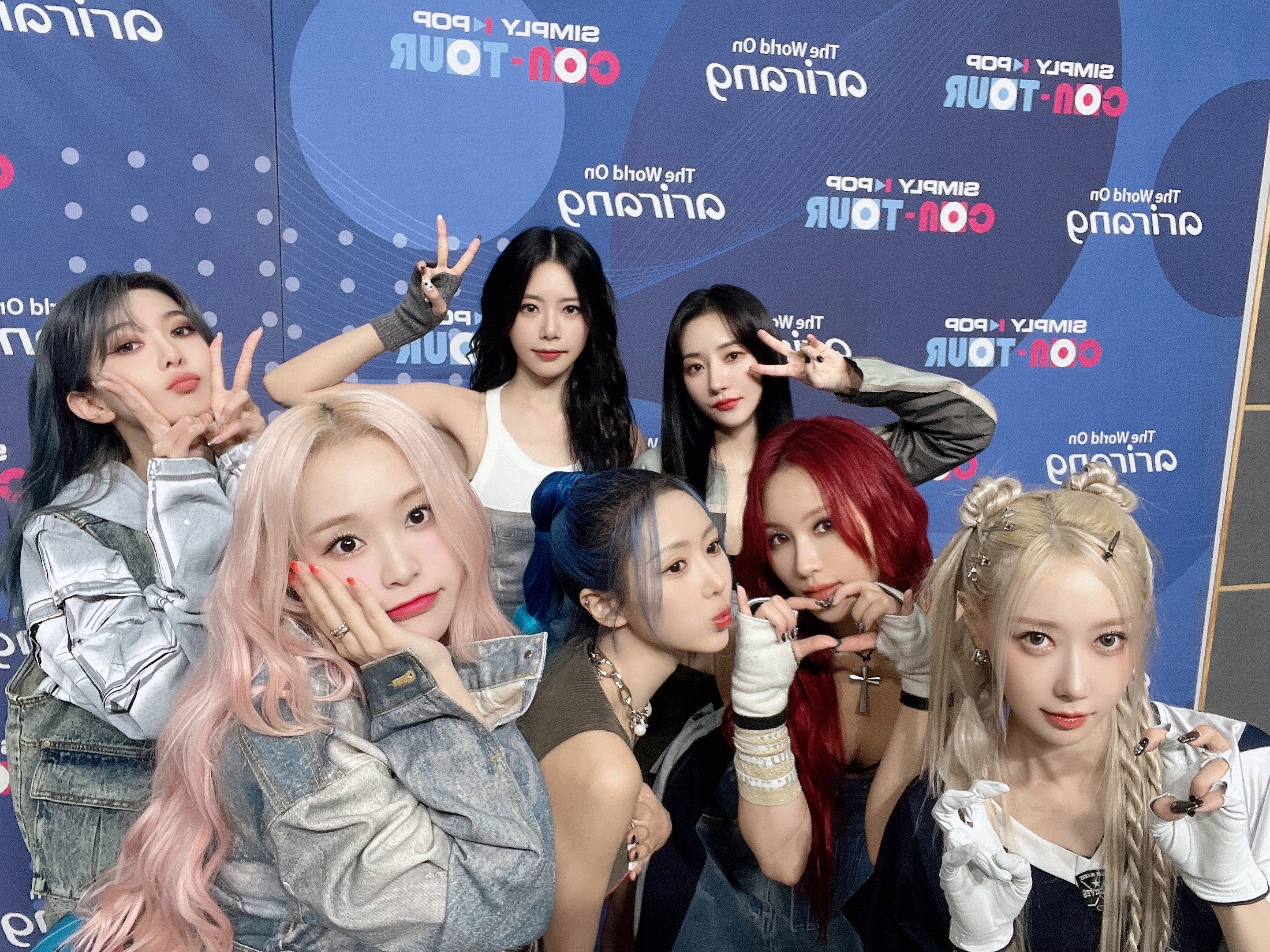 GAPYcxXbMAAsakC?format=jpg&name=4096x4096