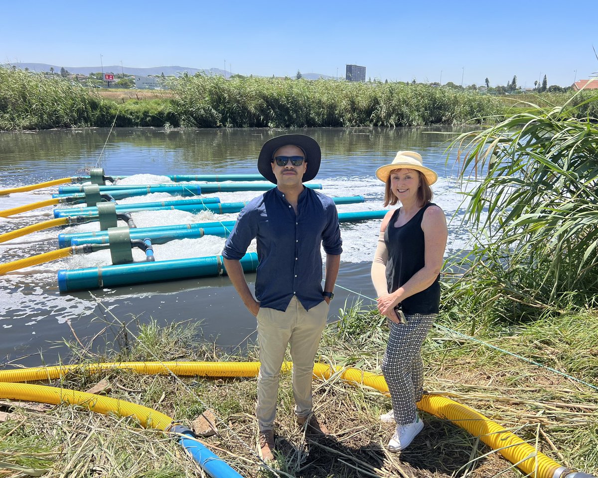 alexlansdowne's tweet photo. Yesterday I visited the newly installed Milnerton Lagoon aeration trial.

The @cityofct Wetlands Committee has been tracking &amp; advising on this measure to improve conditions at Milnerton Lagoon. We are excited to see this up &amp; running.

Here’s how this technology works: https://t.co/U2TimnW06O