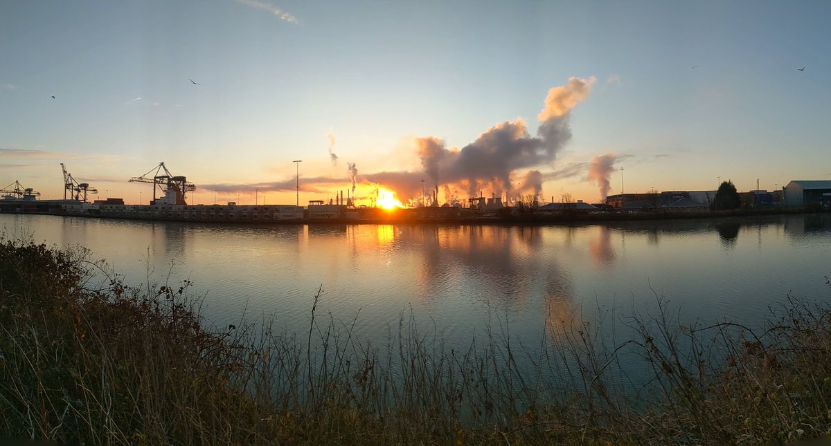 welsty2003's tweet image. Good morning Grangemouth