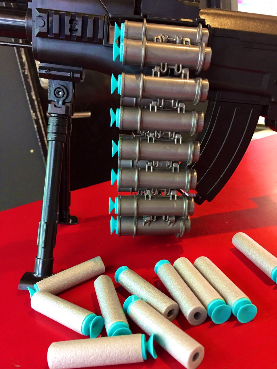 タイトー限定ブラックモデル　￼ 20連弾帯付きAKマシンガン　未開封 2Fプライズ】新景品です🌟 AK machine gun #20連弾帯付きマシンガン