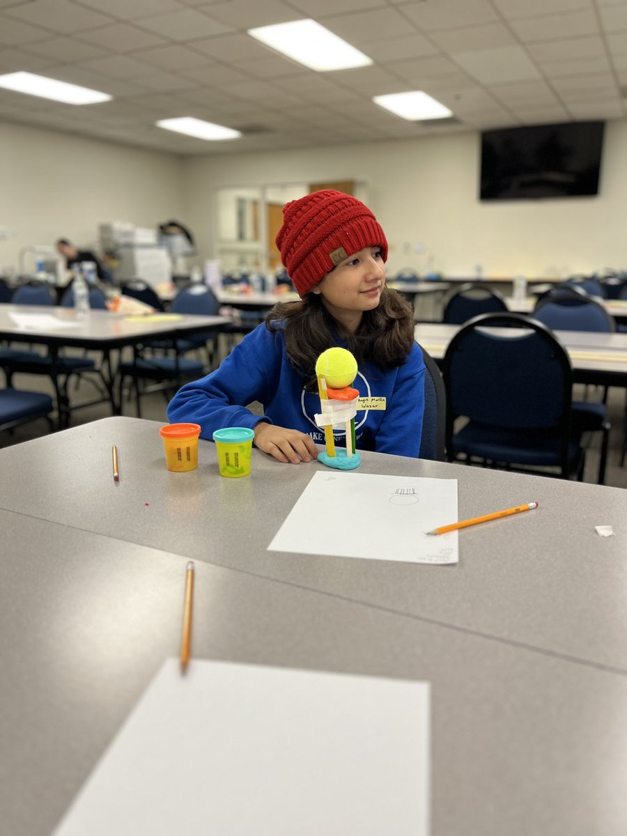 BreannePhillips's tweet photo. Living our VUSD mission: Every student learning every day
It was a memorable day of learning. Students engaged in STEM learning, SEL lessons, Interactive read alouds &amp; physical education.   #VisaliaUSD #IamVUSD https://t.co/1HBHvYw1VB