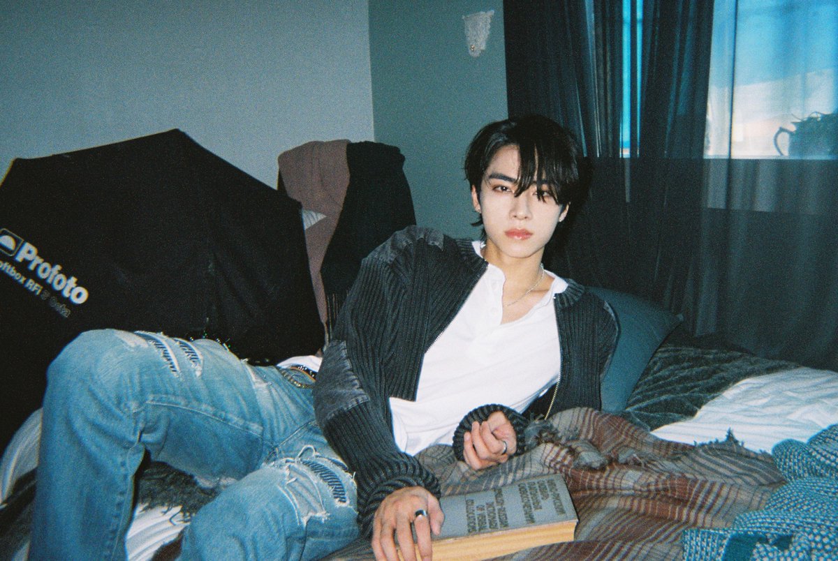 WayV tweet media