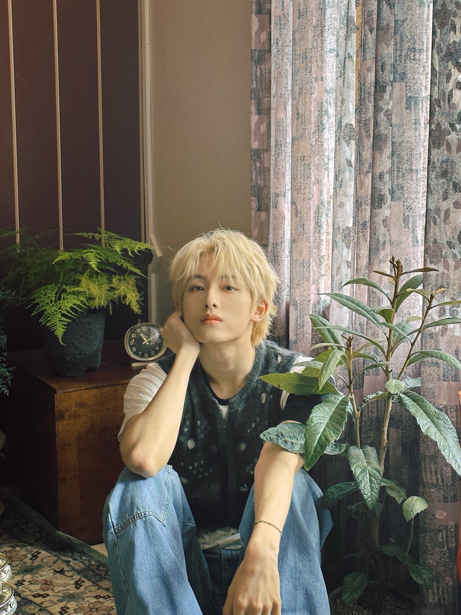 WayV tweet media