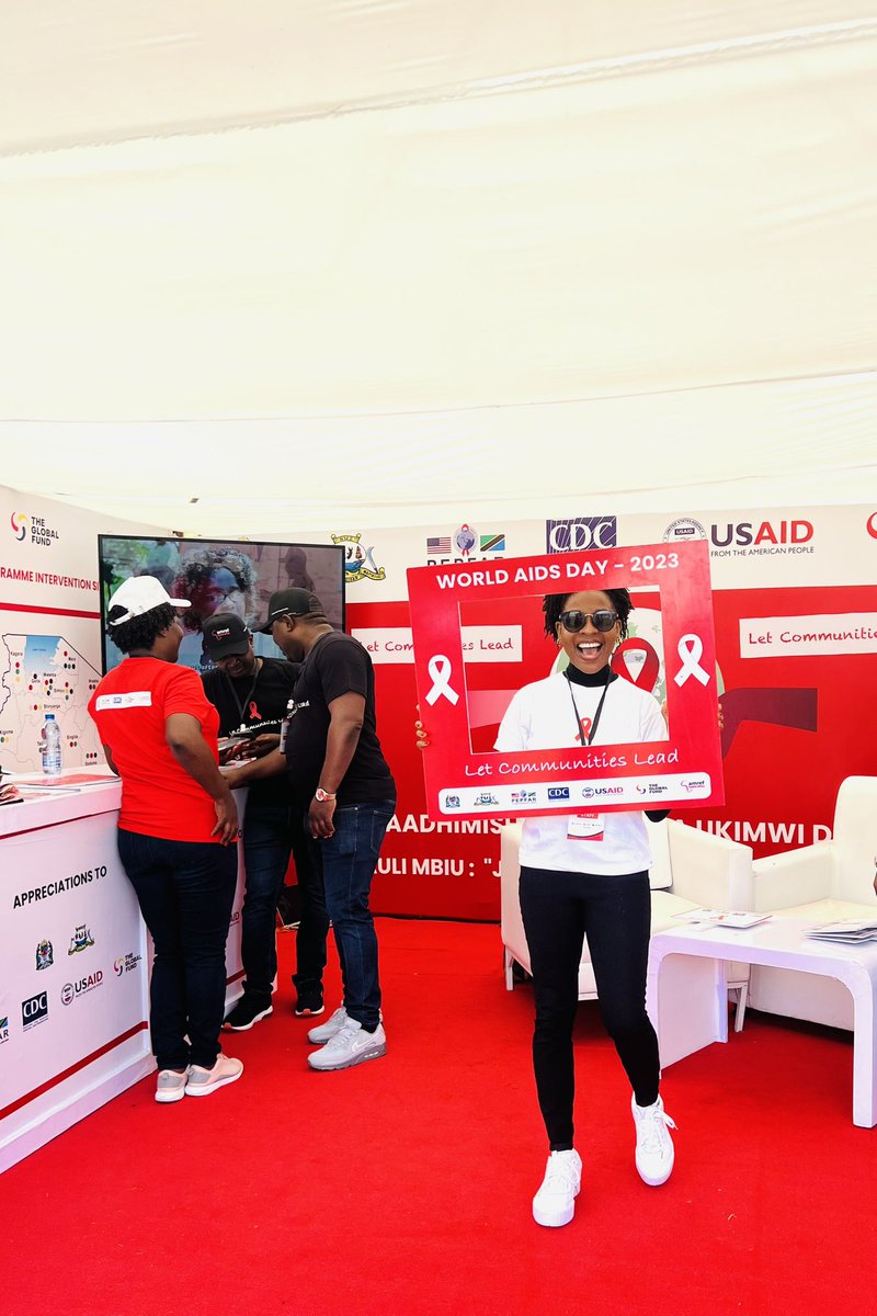 Elly_Paschal's tweet image. #WAD2023 , join @AmrefTanzania in the ongoing journey to end AIDS! Let's unite for progress and empower communities. Together, we can make a lasting impact. #LetCommunitiesLead #WorldAIDSDay2023