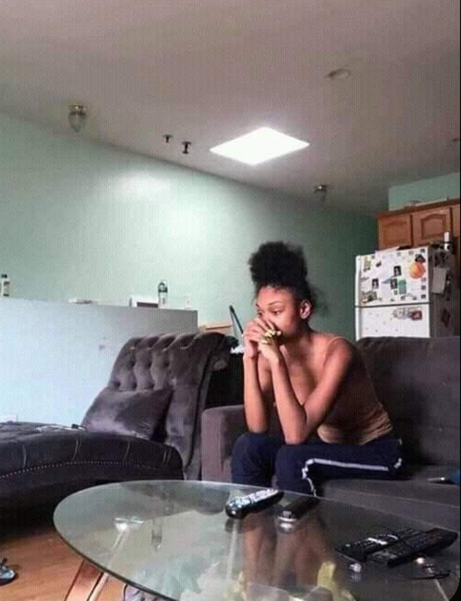 𝑇𝑟𝑎𝑝 𝐵𝑎𝑟𝘩𝑏𝑖𝑒 💋 tweet media