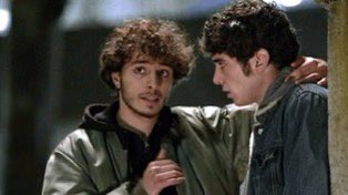 scorpioVero's tweet photo. “tu sei mai stato innamorato?”

“si.”

 #unprofessore2 https://t.co/SwVQ8ZS0qA