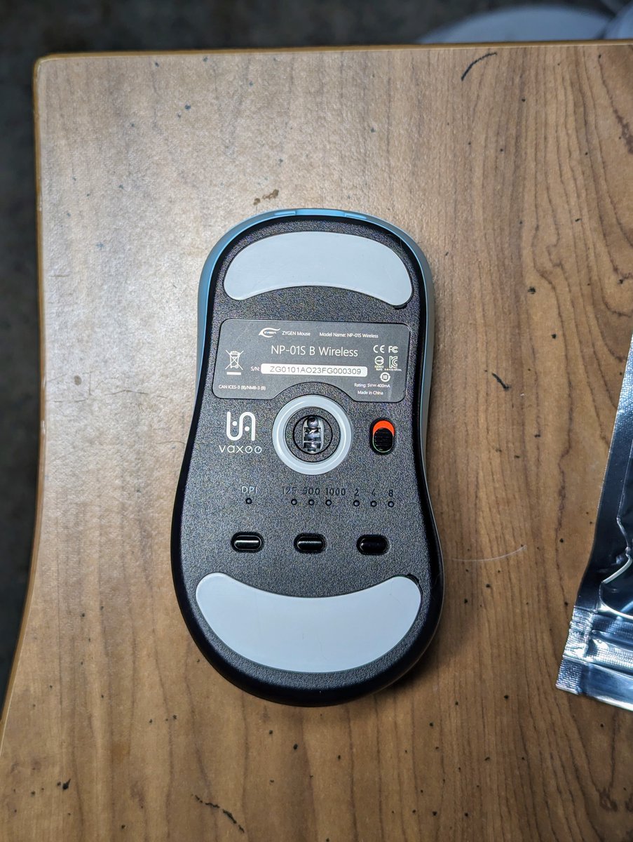 TheProfosist's tweet image. Finally labeling up slme @vaxee_corp @vaxee_Japan mice for the collection. Went with white for the label, which whiteout didn&apos;t work well to label... #GamingMouse #MouseEnthusiast #TechPorn