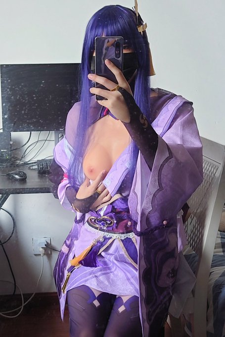 『冷饭放送』 旅行者，你想触碰将军大人的酥胸么？这可是神明的胸部呢~ #伪娘 #女装子 #男の娘 #骚货 #雷电将军 #cospaly #r18 #crossdress https://t.co/QW<a href="/tag/%E4%BC%AA%E5%A8%98"class="tags">#伪娘</a><a href="/tag/%E5%A5%B3%E8%A3%85%E5%AD%90"class="tags">#女装子</a><a href="/tag/%E7%94%B7%E3%81%AE%E5%A8%98"class="tags">#男の娘</a><a href="/tag/crossdress"class="tags"><span>#crossdress</span></a><a href="/tag/r18"class="tags"><span>#r18</span></a><a href="/tag/cospaly"class="tags"><span>#cospaly</span></a><a href="/tag/%E9%AA%9A%E8%B4%A7"class="tags"><span>#骚货</span></a><a href="/tag/%E9%9B%B7%E7%94%B5%E5%B0%86%E5%86%9B"class="tags"><span>#雷电将军</span></a>