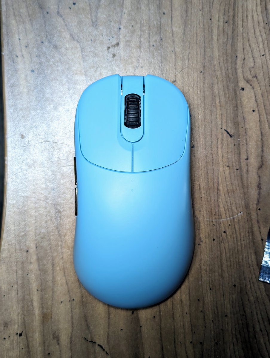 TheProfosist's tweet image. Finally labeling up slme @vaxee_corp @vaxee_Japan mice for the collection. Went with white for the label, which whiteout didn&apos;t work well to label... #GamingMouse #MouseEnthusiast #TechPorn