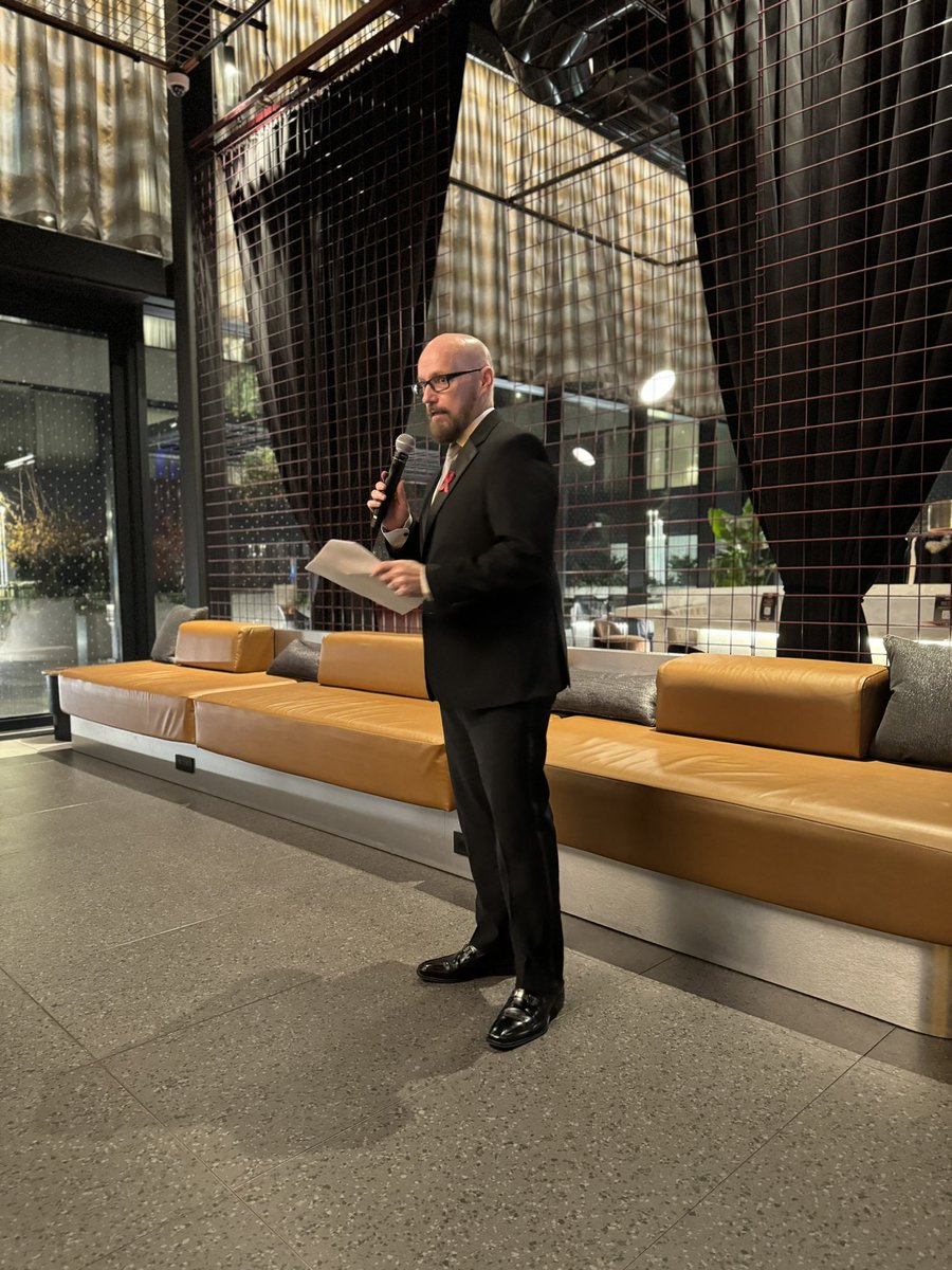 AccidentalHiv's tweet photo. Such a wonderful night at Canadian Foundation for AIDS Research (@CANFAR) Bloor Street Entertains! 27 years of amazing work that allows community to lead.
#ItEndsWithUs
#BSE27
#LetCommunitiesLead
#UequalsU
#SayZero https://t.co/UaM2P4W4tP