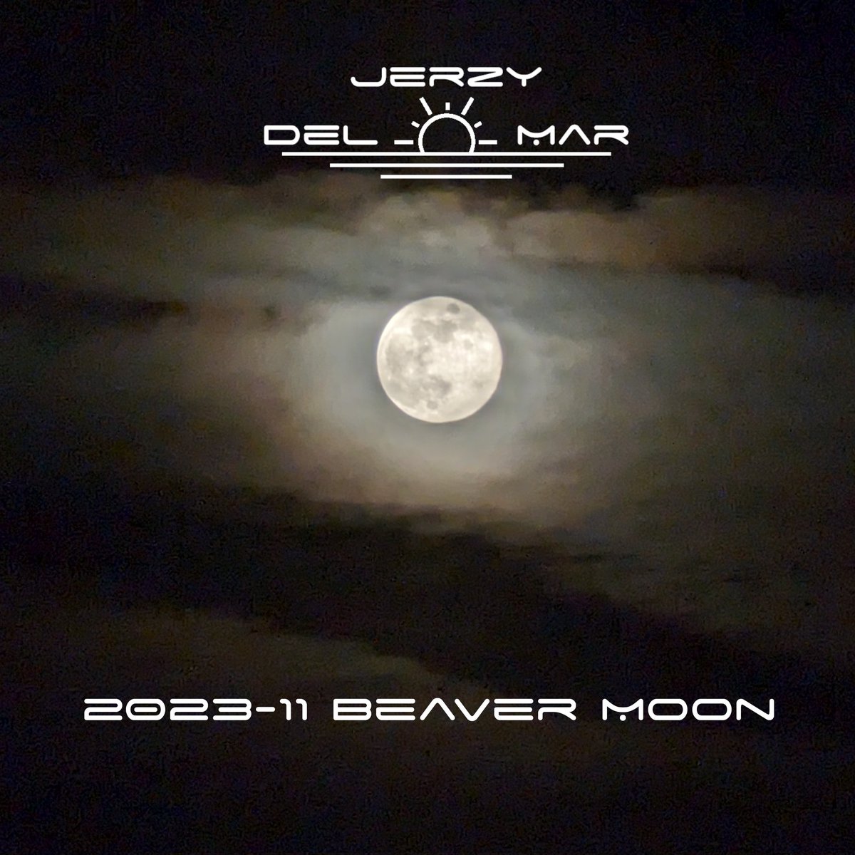 jerzydelmar's tweet photo. 2023-11 Beaver Moon mix is out. Enjoy!

#organichouse 
#deephouse 
#deephousemusic 
#melodictechno #melodictechnomusic #melodictechnolovers 
#positivevibes 
#burningman 
#djproducer 
#djinglif
#technoandchill https://t.co/gKW3Z9lpg1
