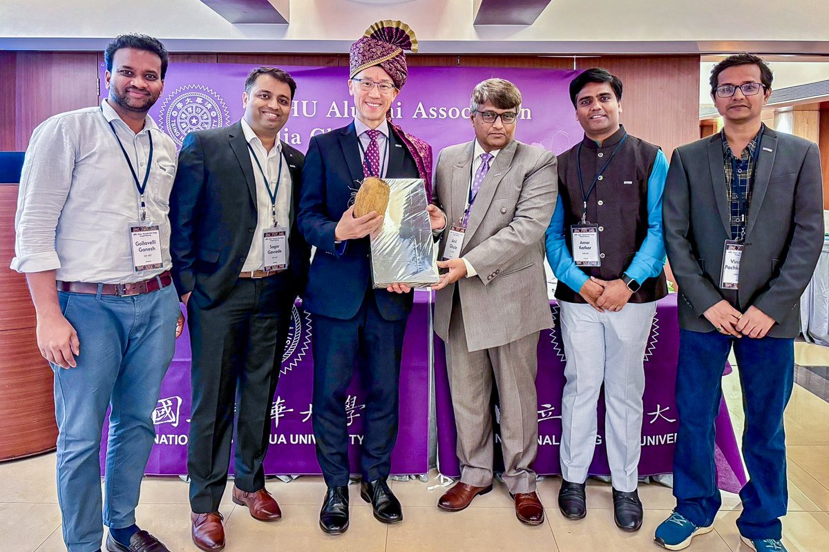 NTHU_TAIWAN's tweet photo. NTHU rocks with the launch of the Alumni Association #IndiaChapter! 🚀
President Kao and Chairman Tsai led the celebration, setting NTHU as the first Taiwanese national uni with an alumni chapter in India.
Cheers to global connections! 🌏 https://t.co/1Le5Y0SAPe