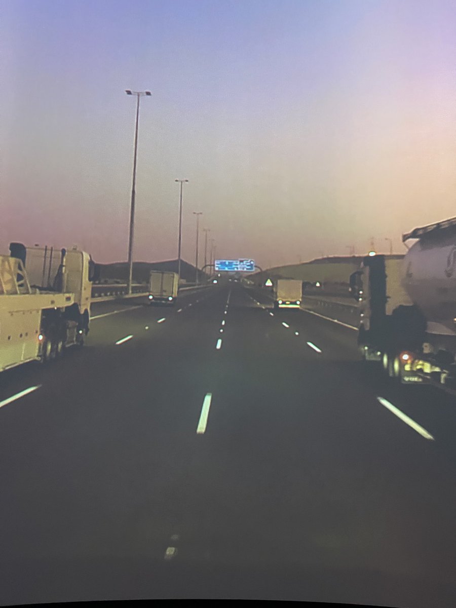 bader9916's tweet photo. حين لا أستطيع أن أكون شيئا آخر غير نفسي......... 
فإني أفضل..... 
حياة صغيرة أملكها.... 
وليس حياة كبيرة تملكني. https://t.co/ad2DzXQa5d