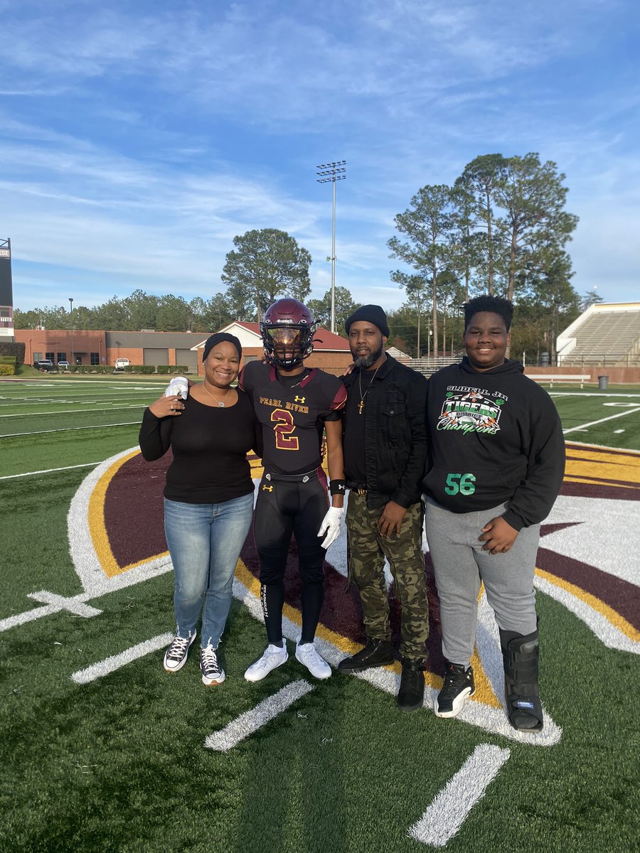 Cjettas2_'s tweet photo. #AGTG Had a great time at @PRCCAthletics. A wonderful atmosphere to grow as a student - athlete❗️ 
@Coach_AJDavis @CoachSmith_PRCC 
@RecruitLouisian 
@CoachEChuter @coachmgy 
@djohnson0087 
@MrLouis1ana @GridironFootbal 
@DJP_BEAUTY 
@MrA2BGAP 
@RobOrleanz504 
@ryanrushing_89 https://t.co/GcoXZhVypI