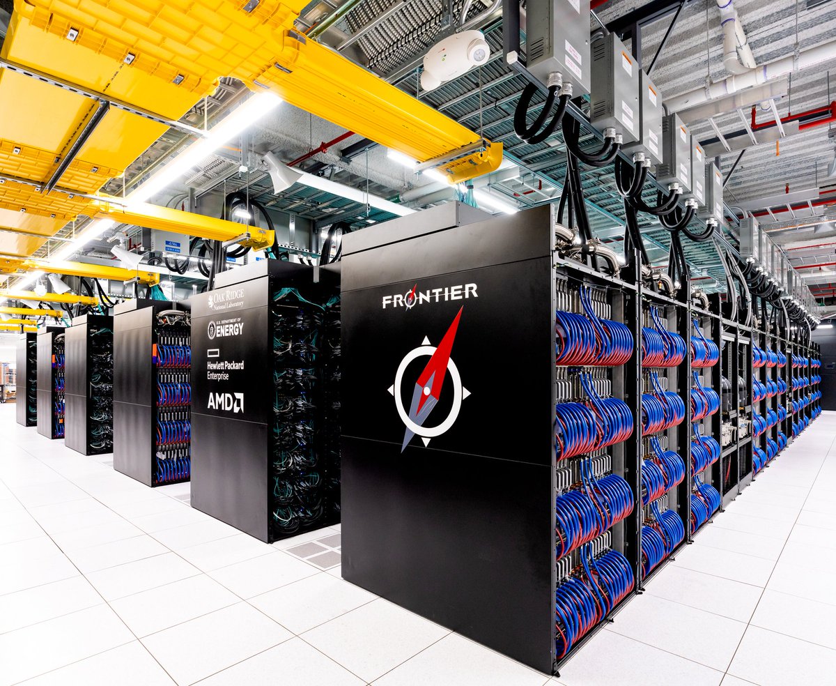 code4daniel's tweet image. Frontier, a supercomputer built by the USA, outperformed Japan&apos;s Fugaku  Supercomputer 

✅ Speed:  1.194 exaFLOPS (Rmax)
✅ CPU:       64 CPUs ( 606,208 cores ) 
✅ GPUs:     Radeon Instinct MI250X GPUs ( 8,335,360 cores ) 

I just love how fast this supercomputer is 🆕