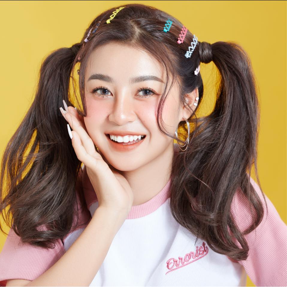 AilinesN's tweet photo. Hana Cẩm Tiên
Nơi sống/ làm việc: Hồ Chí Minh

Ngày tháng năm sinh: 30-10-2000 (23 tuổi)

Dân số Việt Nam 2000: 77,63 triệu

XH chung: #1680

Facebook: https://t.co/1radtq0MF0

Email: Hanaacamtienn@gmail.com

Số điện thoại: 0938 425 641 https://t.co/gSWsmWCteI