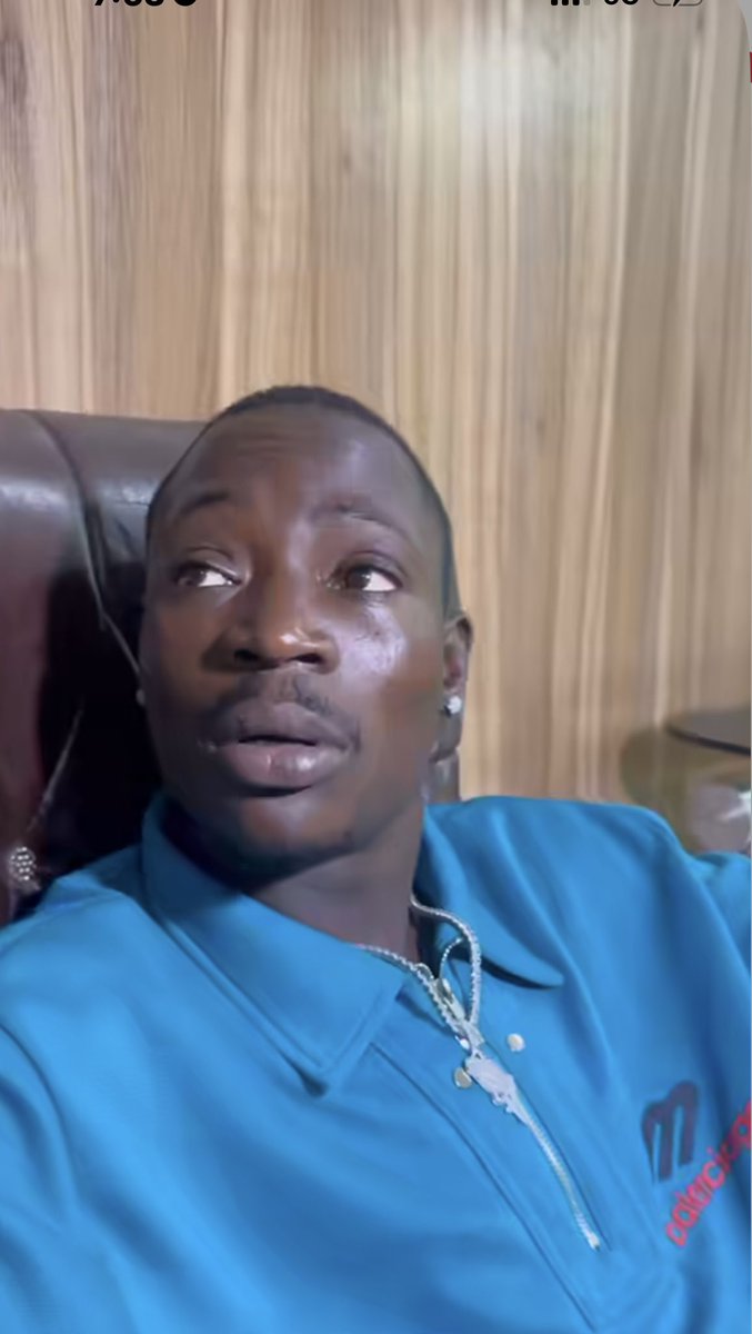 You sure say nah here you plug your phone😂💔