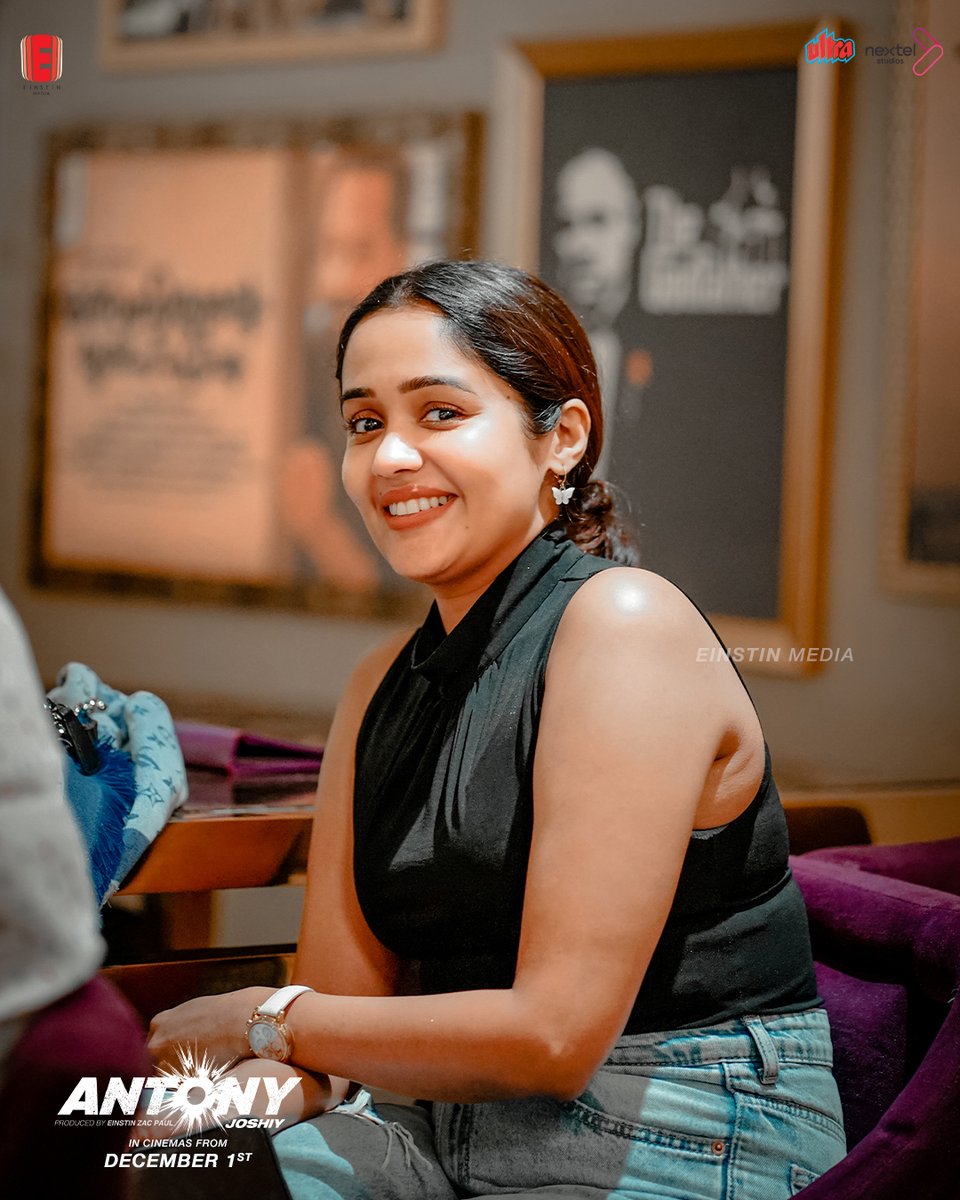 GLIMPSES FROM ANTONY PREMIERE SHOW - KOCHI
#antonymovie #jojugeorge #joshiy #antony