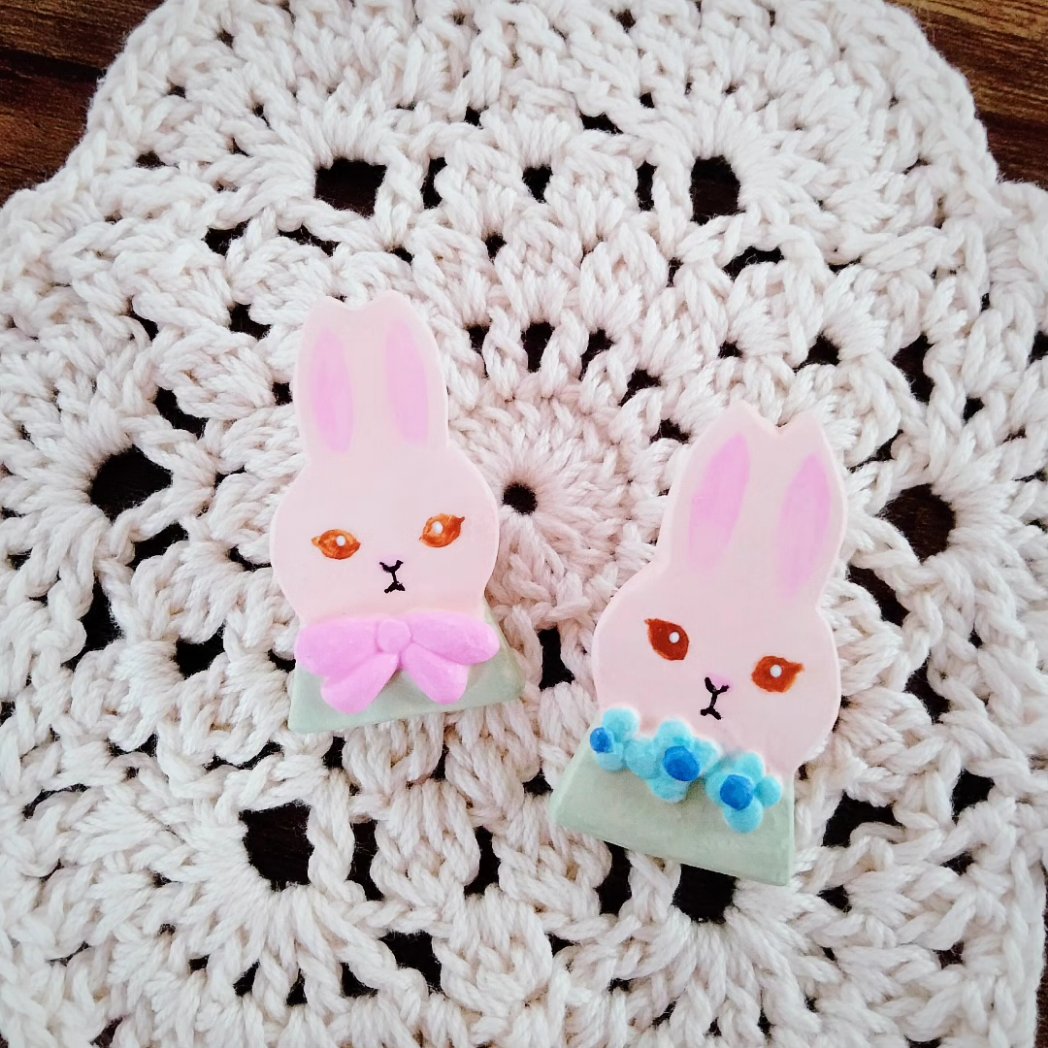 fuwari_kobo's tweet photo. うさぎさんのブローチ🐰
ナチュラルかわいく仕上げました♡(*^^*)
#うさぎ
#うさぎブローチ
#ふわり工房 
#石塑粘土 https://t.co/6FOYDveNTq