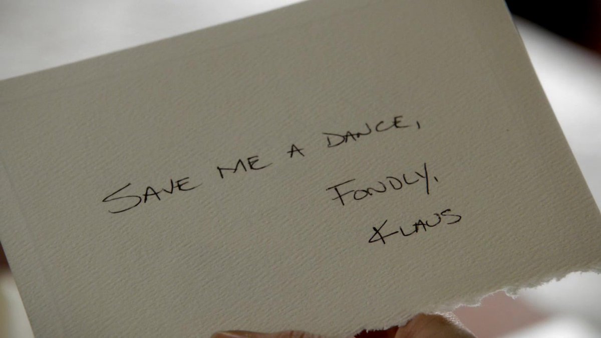 klajosephfavs's tweet photo. Esse é um dos melhores episódios, baile dos Mikaelsons, dança Klaroline 🫶🏼 https://t.co/2mqFwjv1vP