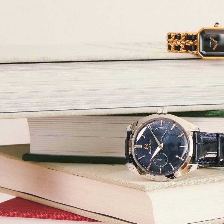 フランス語で'最初の'を意味するプレミエールは、シャネル初の腕時計コレクションとして1987年に発表されました。
#premiere #grandseiko #preowned #preownedwatch #グランドセイコー