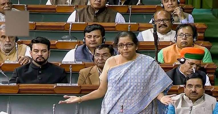 CommonBS786OM's tweet photo. इलेक्शन में खर्चा पूरे करने के लिए एलपीजी का रेट बढ़ाना पड़ा.. मैं क्या करू इसमें??? 🤣🤣
#Sarire #LPGPriceHike https://t.co/m6rZUzRfmn