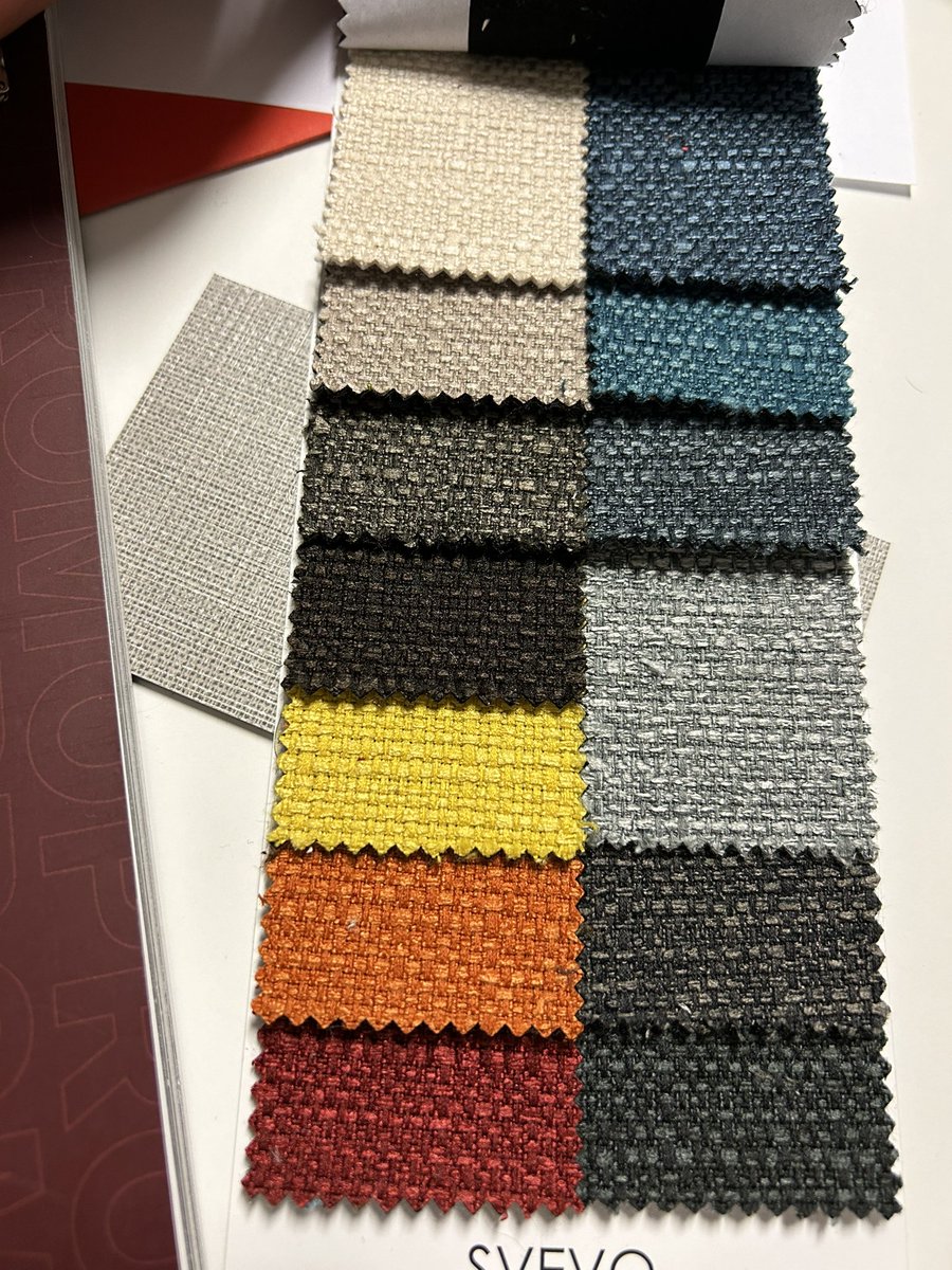 mconsiglio2's tweet photo. Che colore per il mio nuovo letto?
Si accettano consigli.
Parete tortora!
Parquet chiaro lucido.
Sparate https://t.co/F5lGVJUOVY