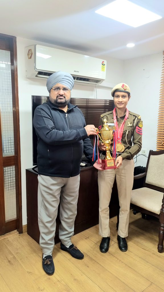 She also won a Gold Medal in 4 x 100 mts. Relay & achieved the Women Best Athlete Trophy in the Inter-Ministry Athletic Meet 2023-2024. She was felicitated today by Sh. Arvinder Singh Ranga, PC, DLA.