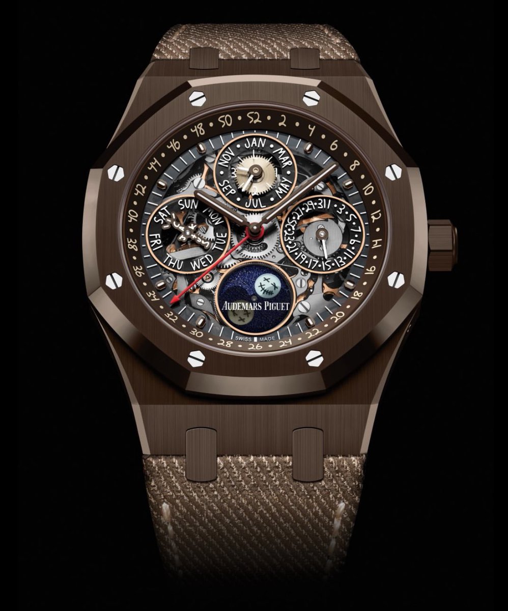 secondemorte's tweet photo. Audemars Piguet annonce sa collaboration avec CactusJack, marque et label de Travis Scott pour la sortie de son album Utopia

Une Royal Oak 41mm limitée à 200 exemplaires avec un calendrier perpétuel squelettisé

Qu’en pensez-vous ? https://t.co/ySzYXnVhBR