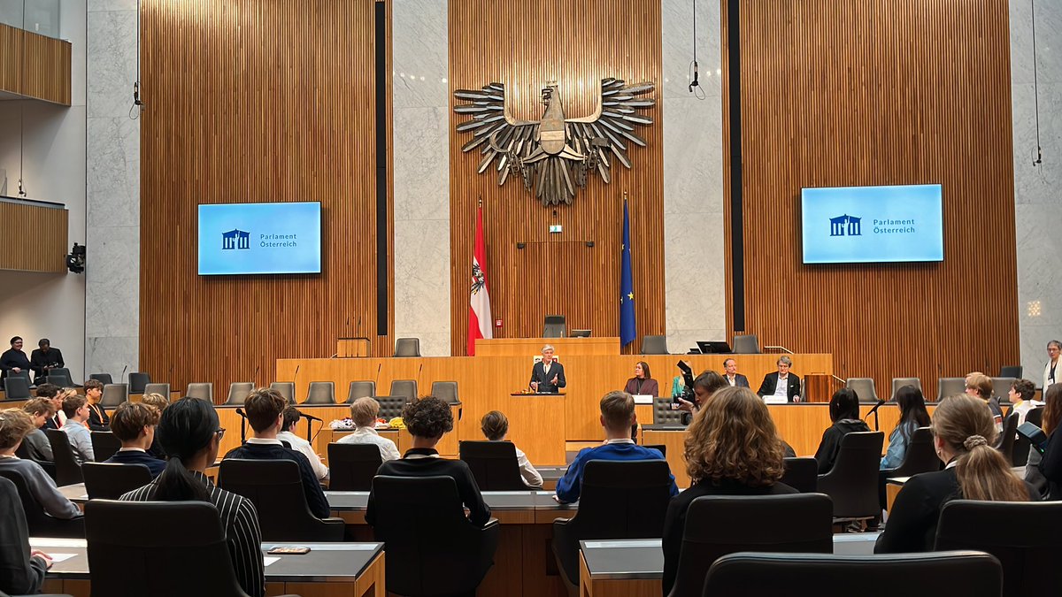 Parlament Österreich tweet media