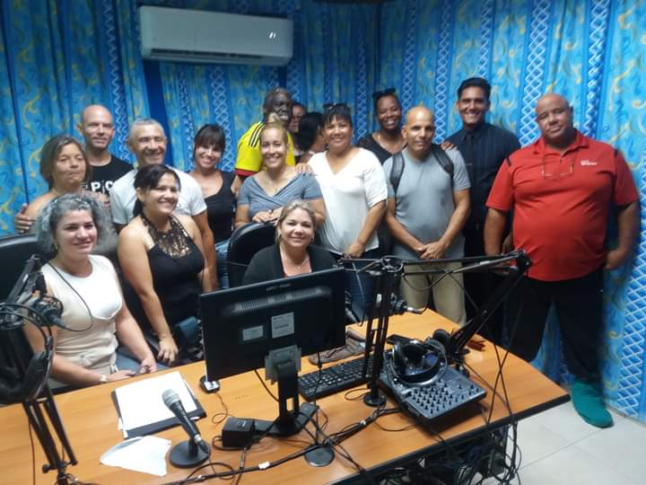 Felicidades a ese aguerrido colectivo en su día del locutor,muchos éxitos #SenrirPinero.#Turismoij