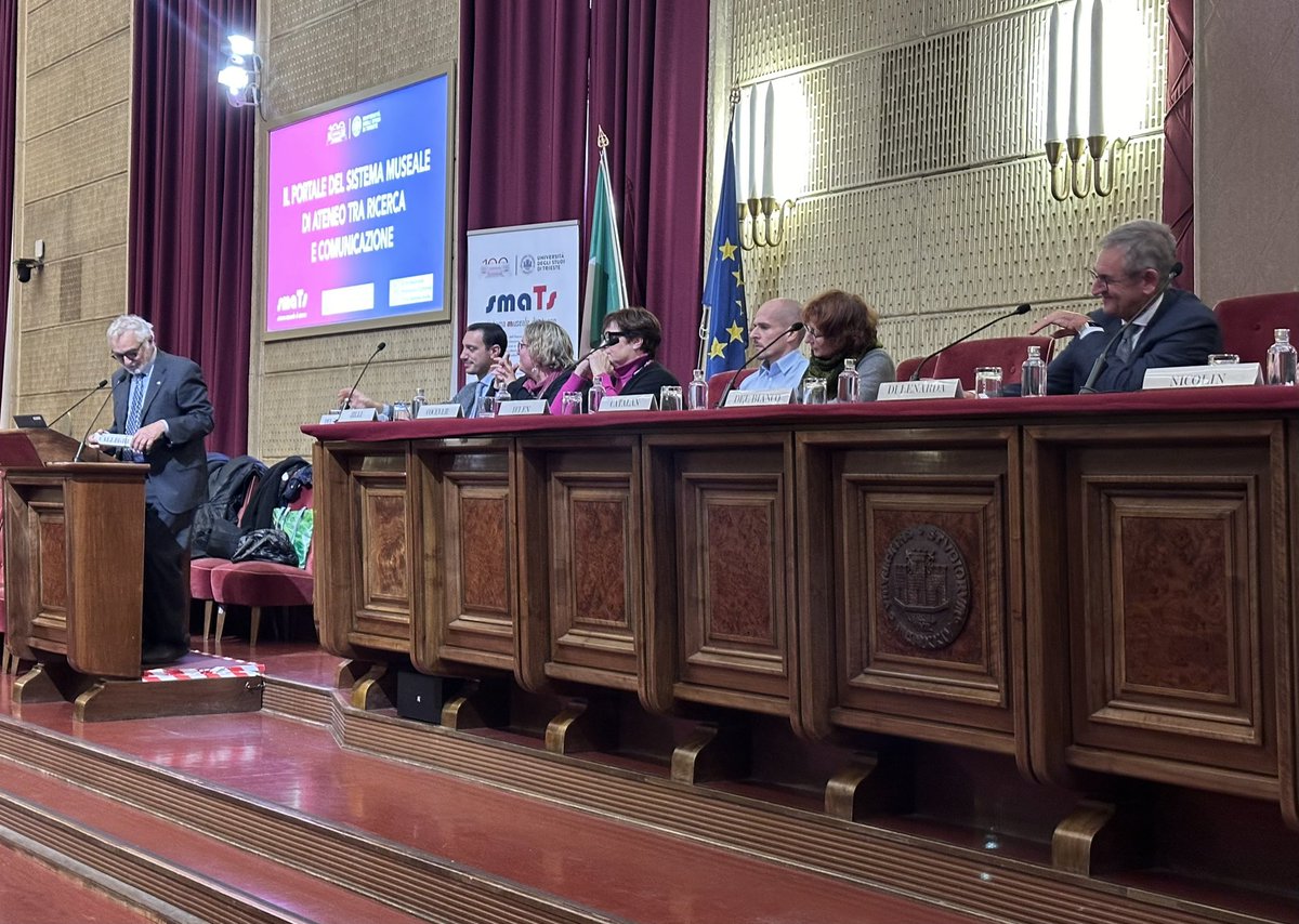 UniTrieste's tweet photo. In corso la presentazione del portale del sistema museale di ateneo smaTs

Online il catalogo che include fondi bibliotecari e documentali, opere pittoriche, collezioni botaniche, mineralogiche e petrografiche, e strumentazioni scientifiche 

Leggi qui: https://t.co/1kf98P3B5K https://t.co/6A1hJ6Hju4