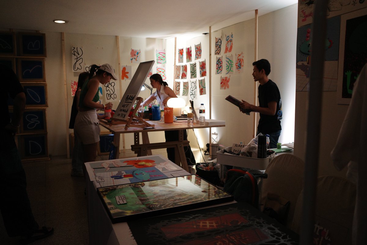 GABELORD's tweet photo. Bangkok Art Book Fair 2003 @BKKABF https://t.co/CjoUBAYUNh