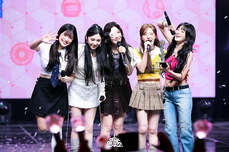 🚨Luvies, let's try getting that Chill Kill 2nd win! 💪

2 things we can do: 

Vote on Idol Champ (voting ends on Mon, 2pm kst)
🗳️promo-web.idolchamp.com/app_proxy.html…

Stream MV
🔗youtu.be/xlyrt5eAtKI?si…

#Chill_Kill #RedVelvet <a href="/RVsmtown/">Red Velvet</a>