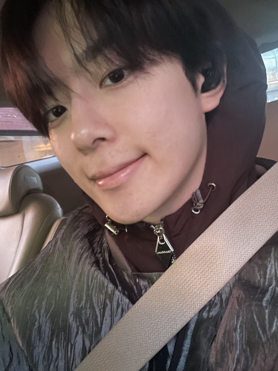 by_verivery's tweet photo. [#강민]

손가락만 까딱하면👉

#손가락만까딱하면 https://t.co/4KAvfSN9vD