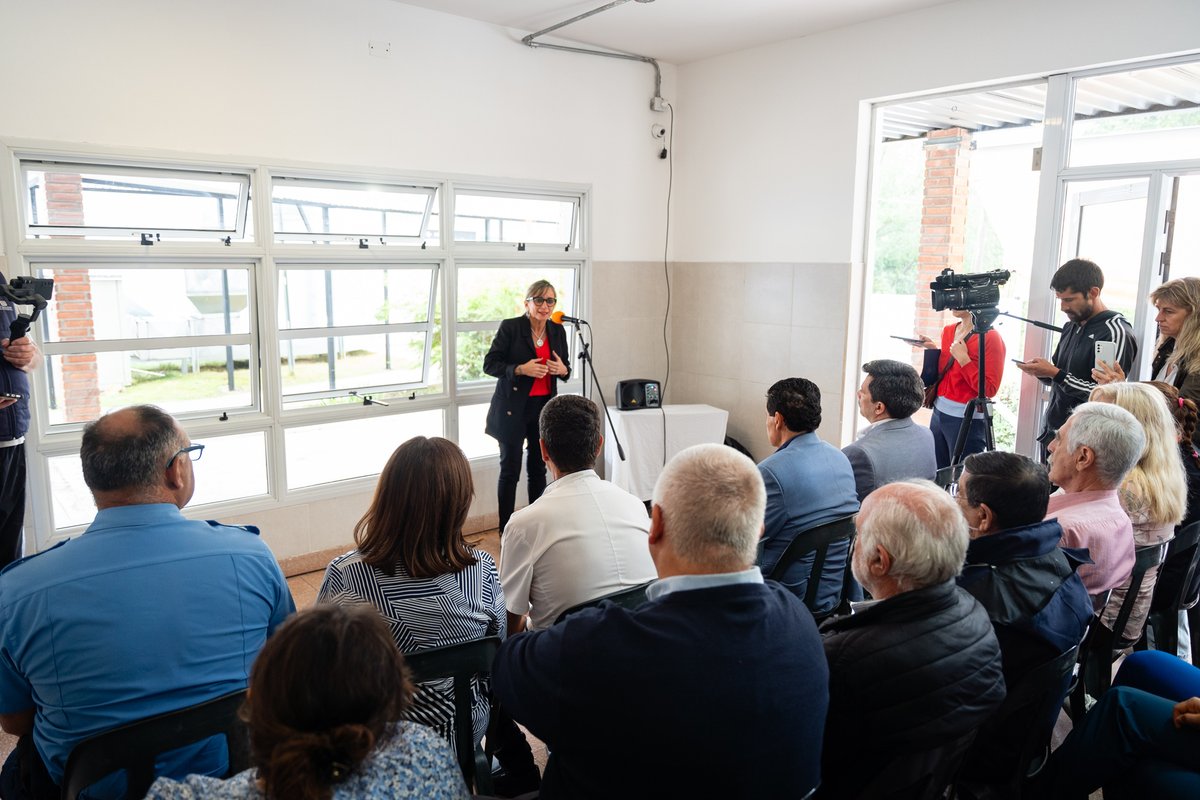 BarbasGabriela's tweet photo. Recorrí el Hospital Eva Perón de Santa Rosa de Calamuchita para supervisar las mejoras realizadas para fortalecer el acceso a la salud en la región.
Se trata de la nueva central de esterilización, la sala de partos, UTI e imágenes, con el nuevo tomógrafo, entre otros avances. https://t.co/89LLYbsJww