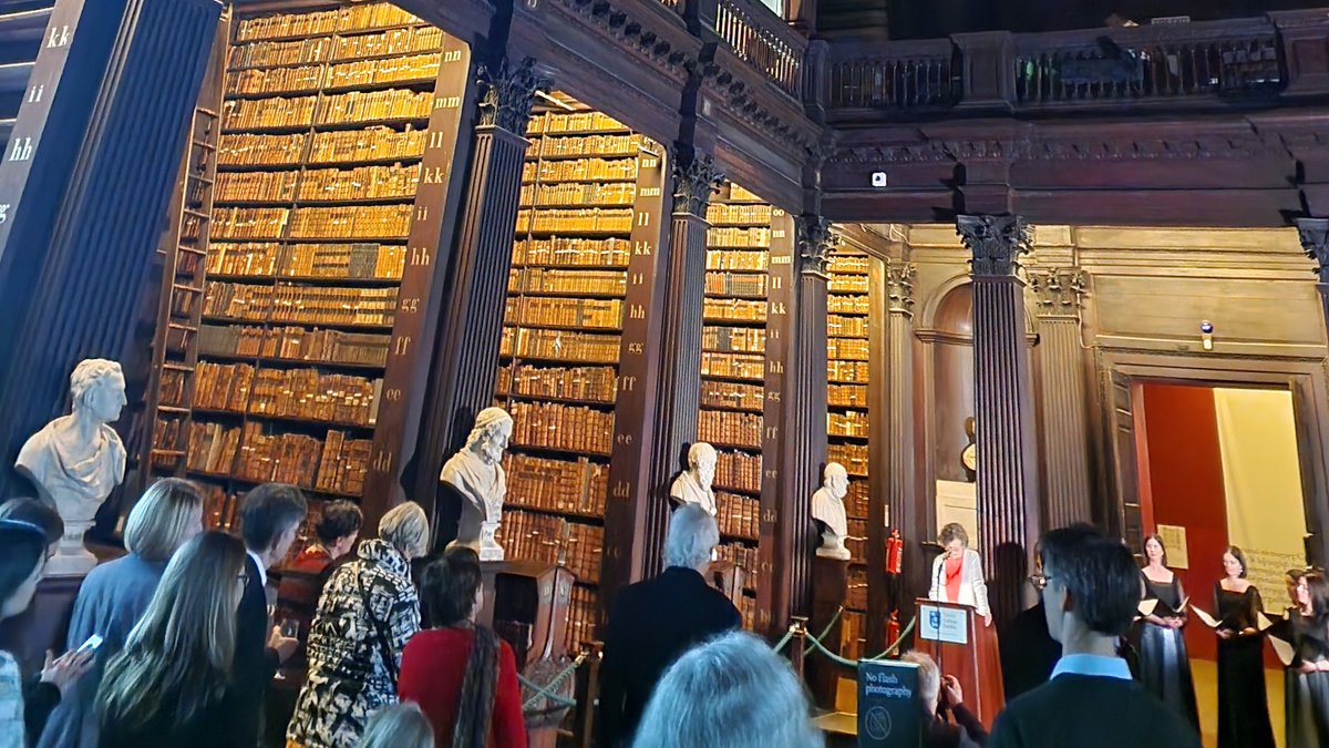 FEnschMAEE's tweet photo. Delighted to attend the launch of the next phase of @tcdlibrary #VirtualTrinity project last night.
So wonderful that many more precious medieval manuscripts can be made digitally available to a wider public🪶📜
#ManyLivesofMedievalManuscripts https://t.co/JutL3d0HgJ