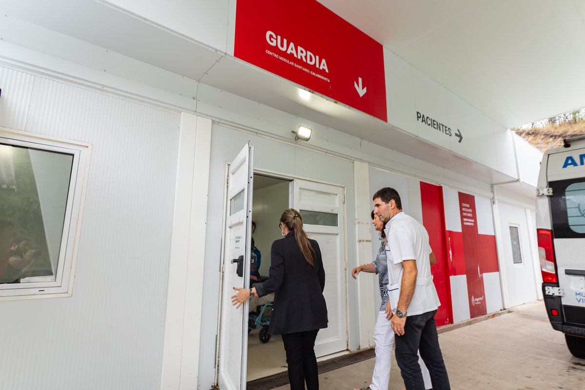 BarbasGabriela's tweet photo. Quiero agradecer profundamente a todo el equipo del Hospital por su compromiso cotidiano. De nada sirve tener nuevas instalaciones si no se acompaña con profesionales capacitados como los que hay aquí, que a su vez tengan una escucha atenta a las necesidades de la comunidad. https://t.co/Dx2RhpyV1G