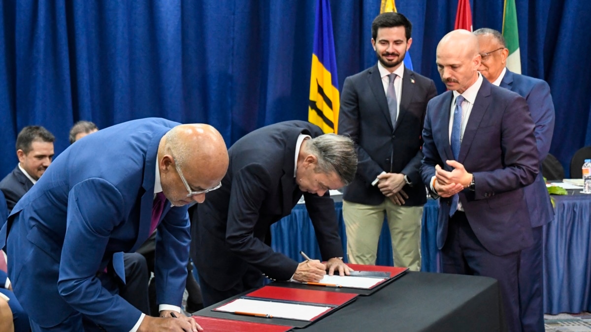 hechosnewsvene1's tweet photo. #1Dic El Gobierno y la oposición de #Venezuela acuerdan ruta para levantar inhabilitaciones.

El mediador Noruega hizo público el procedimiento acordado entre las partes para levantar las inhabilitaciones de opositores que aspiren a la Presidencia en #2024 https://t.co/aF49Q8GU6k