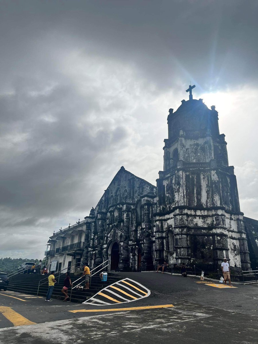 _shelariz's tweet photo. Some photos in bicol #travelwork https://t.co/NssyI1Ysfq