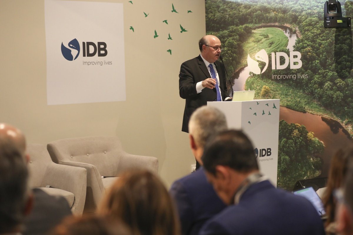 igoldfajn's tweet photo. The Green Coalition of regional development banks for the Sustainable Development of the #AmazonRegion announced plans to mobilize between $10B-$20B through 2030. @the_IDB is proud to coordinate the coalition as secretariat, lending technical and financial support to help meet our objectives. #COP28UAE https://t.co/lzq9TTwmjv