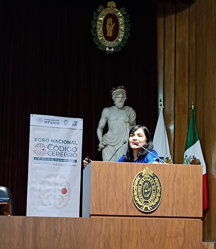 drabonifacio's tweet photo. Gracias Dra. Gudiño @gabrielaborray3 @DMolcel y @zoerobledo por la invitación al 1er foro #codigocerebro @SIECV_IASO @WorldStrokeEd https://t.co/Cfn0HqBqBJ