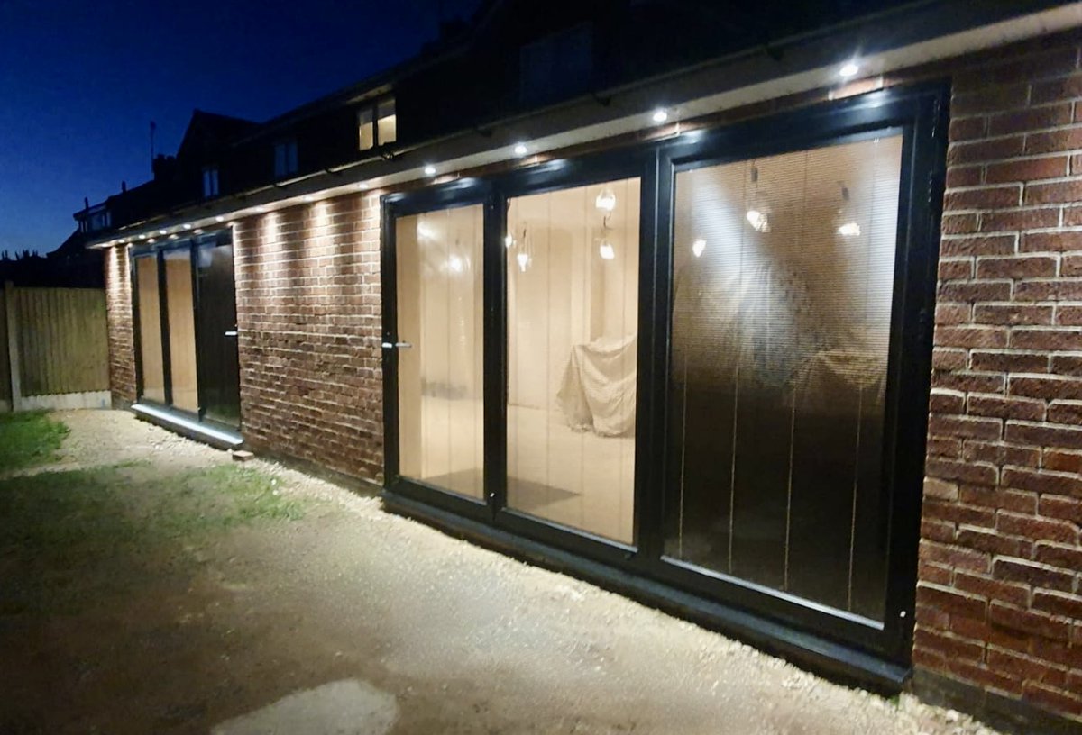 newvisionwindo's tweet photo. When the windows look good even in the dark!
Contact us for a quote on any new windows or doors.
#windows #window #dark #night #light #instillation #home #homedesign #Nottingham #Windows #door #white #homedesign #HomeImprovement #designs #safety https://t.co/XvltfKuUxZ