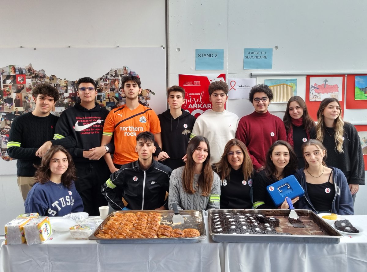 🏃‍♂️Bugün LCDG Ankara’nın gelenekselleşen koşusu düzenlendi. 1. sınıftan lise son sınıfa kadar tüm öğrencilerimiz ve personel için coşkulu ve sportmence bir deneyim oldu.
🏃‍♀️Bu etkinlik, 2023 yılı Dünyadaki Fransız Liseleri Haftası’nı selamlamak için eşsiz bir fırsattı!
#spor