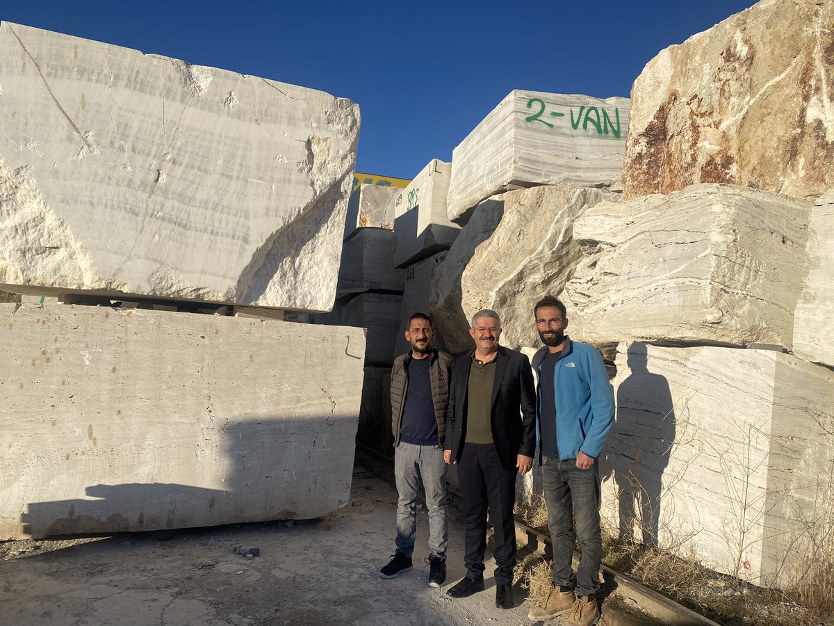 VanTso Disiplin Kurulu Üyesi, Barışlar Mermer A.Ş Yönetim Kurulu Başkanı Sn <a href="/cumaliccan/">Cumali Can</a> ‘ı fabrikasında ziyaret ettik.